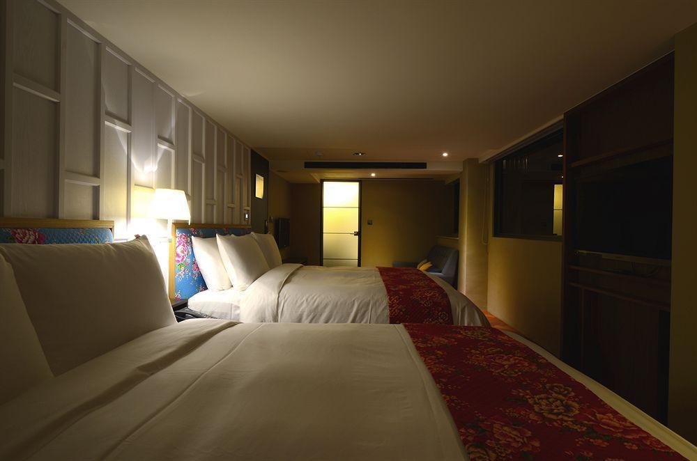 Reddot Hotel Tchaj-čung Exteriér fotografie